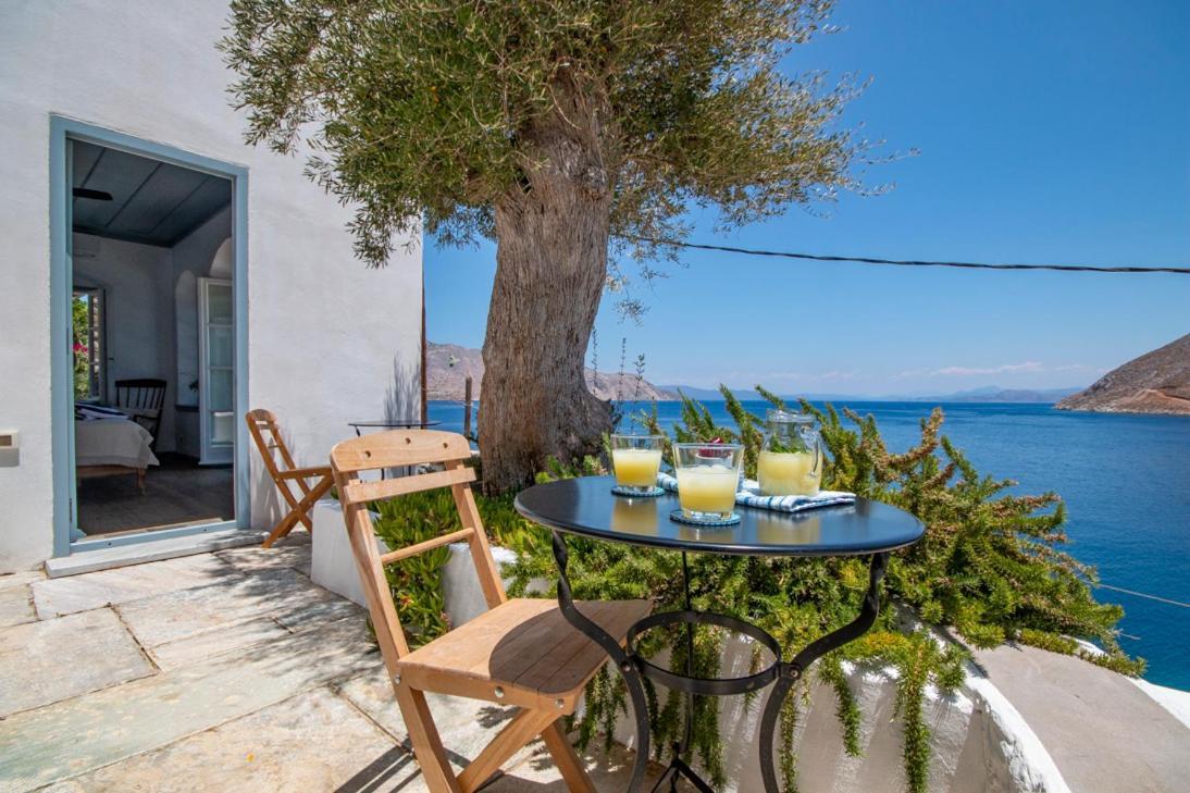 The Anchor House Bed & Breakfast Symi Exterior photo